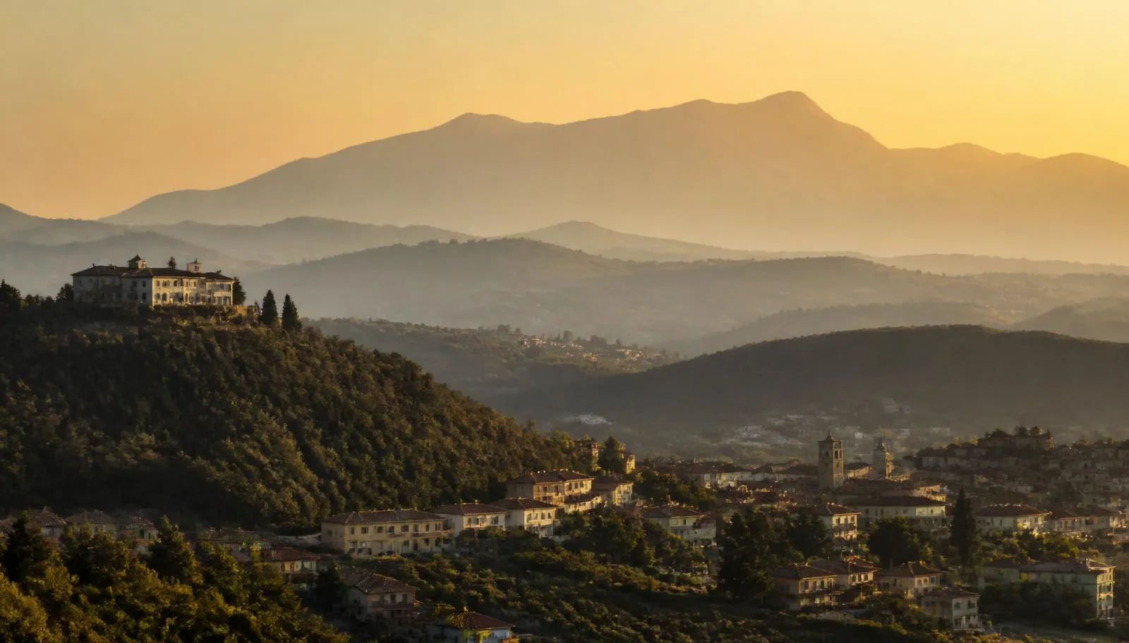 La pedemontana veneta al tramonto, tra vicentino e trevigiano